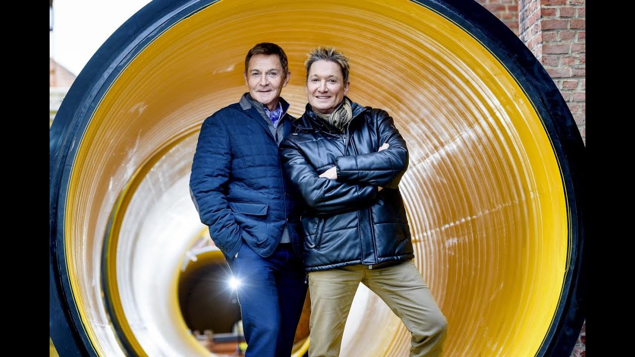 Kijk mee binnen in slaapkamer Bart Kaell en Luc Appermont