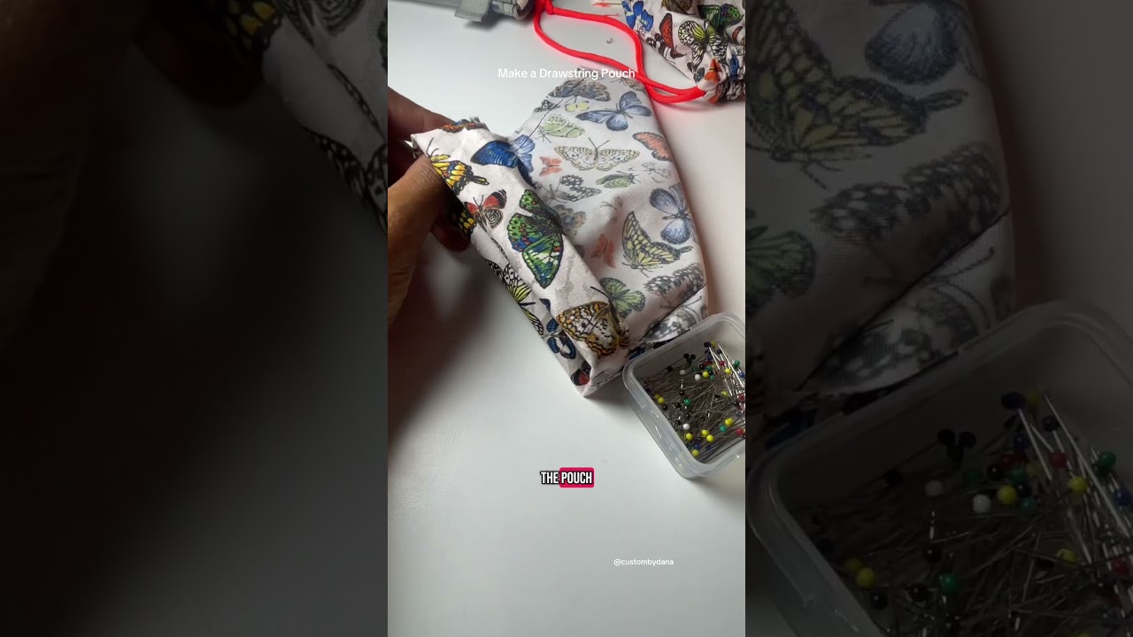 The easiest sewing project! How to make a drawstring pouch #easysewingproject #sewingprojects #sew