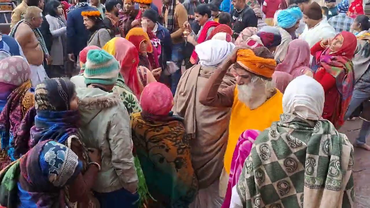 बेधनाथ धाम देवघर मंदिर में इस पागल बाबा को देखिए। #deoghar #babadhaam #bolbam #bolbamsong 