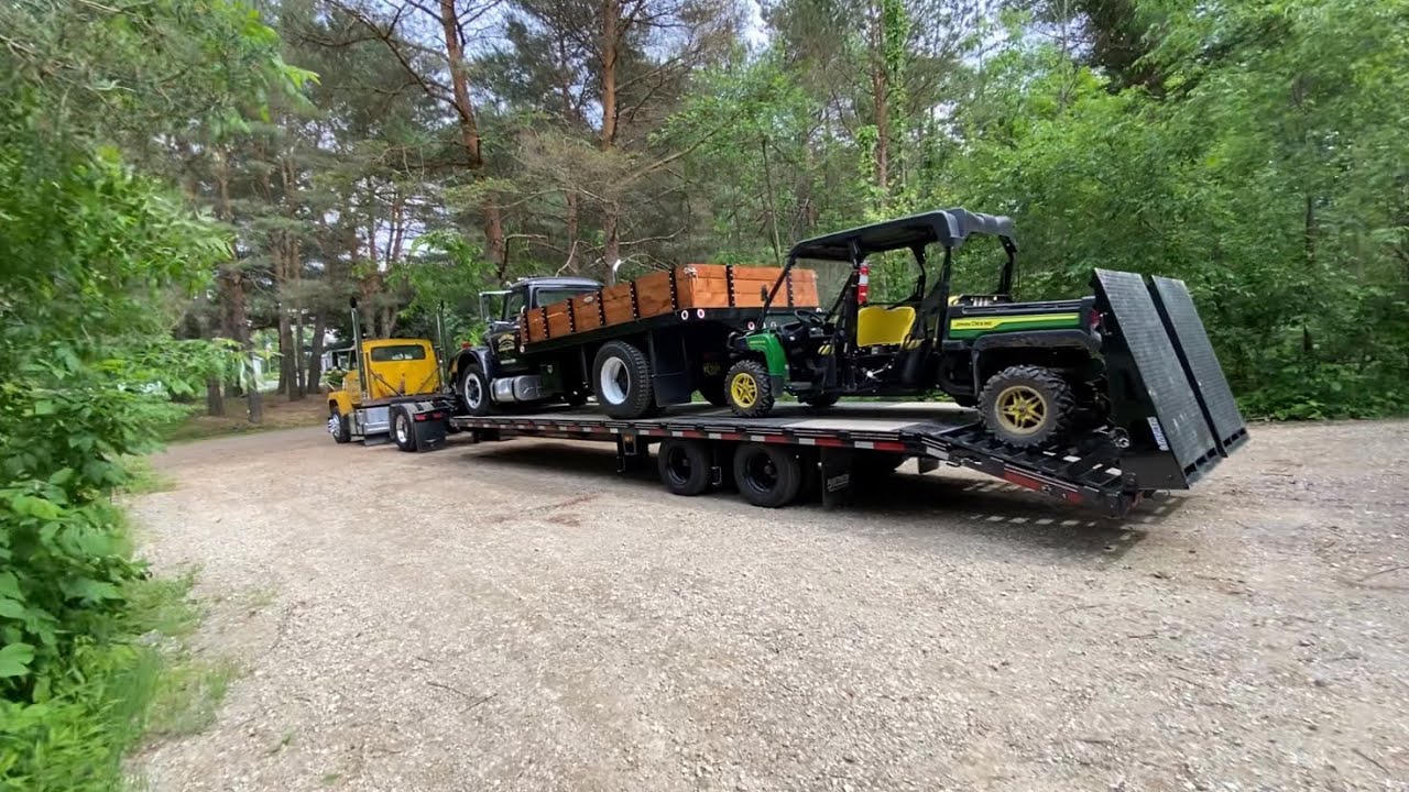 Ford L9000 Episode 28: Finalizing the 6” stacks and going for a long drive LOADED