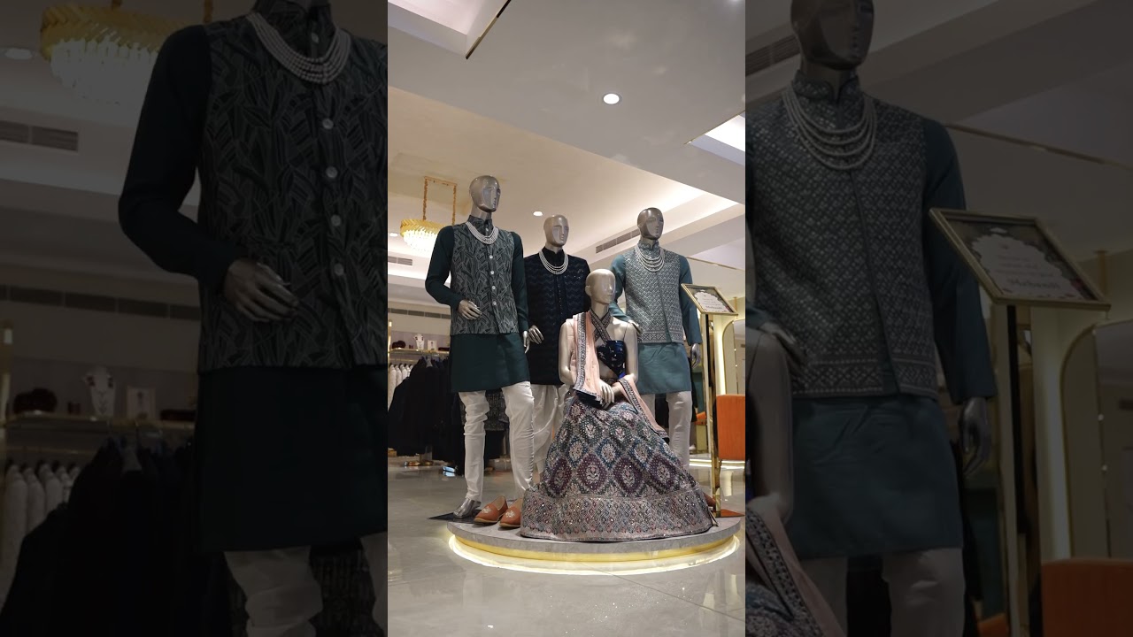 Regal elegance awaits. Explore now! #Manyavar