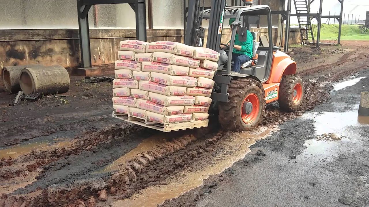 AUSA EMPILHADEIRA C-250 - DEMO - ACREUNA