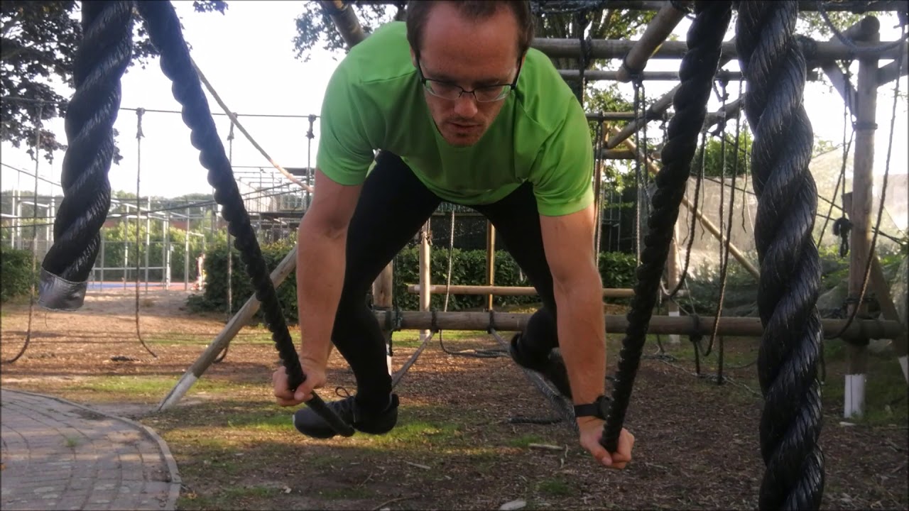 Survivalrun Tutorial Techniek 041 Dubbele catcrawl