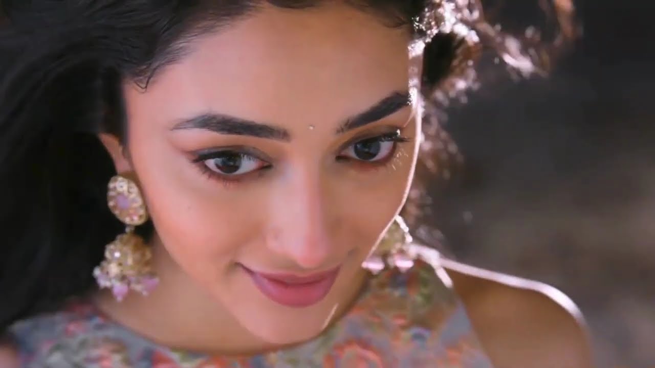 Chiri Thottu | Hindi Song I Sarvam Maya | Nivin Pauly, Preity Mukhundhan | Justin, Chinmayi |