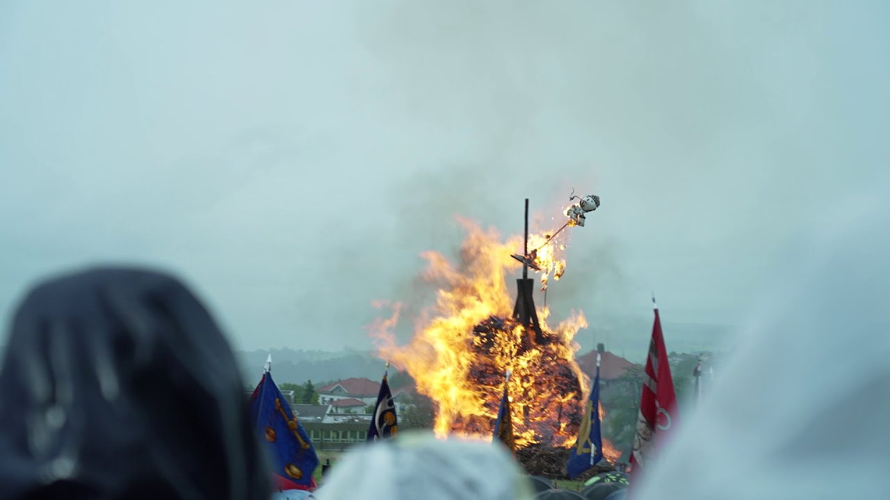 «Böögg aazönde» in Heiden im Appenzellerland