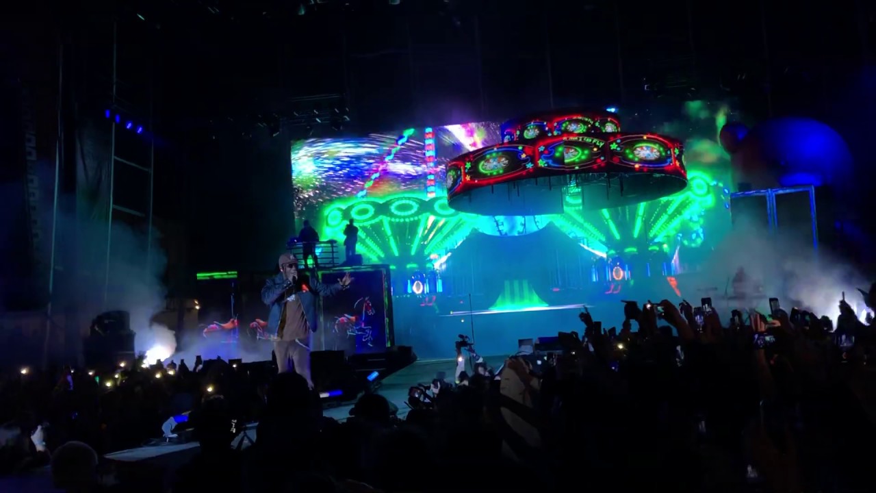 STARGAZING - Travis Scott (with Mike Dean) (Live @ Rolling Loud NYC 2019 - Day 1: 10/12)