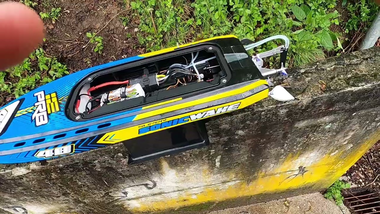 Proboat Super SonicWake close to 70mph