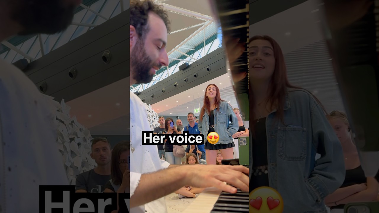 Crazy FLASHMOB in Rome: PERFECT by Ed Sheeran 🎶😍