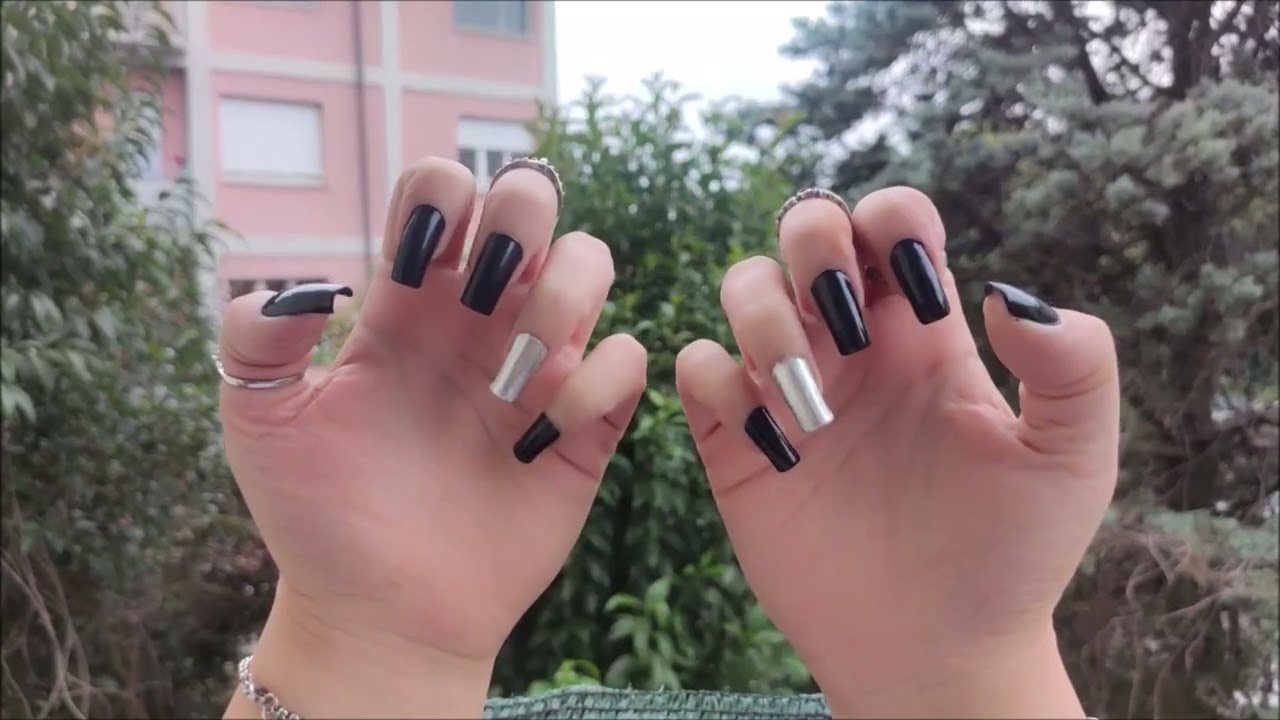 Autumn nail art on pretty natural nails by our model Jadez (september 2025)