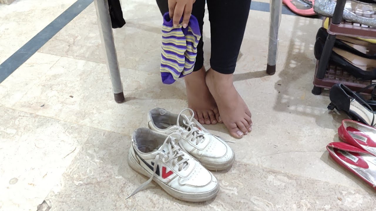Hijab girl removing my well worn shoes and smelly socks | Custom videos available