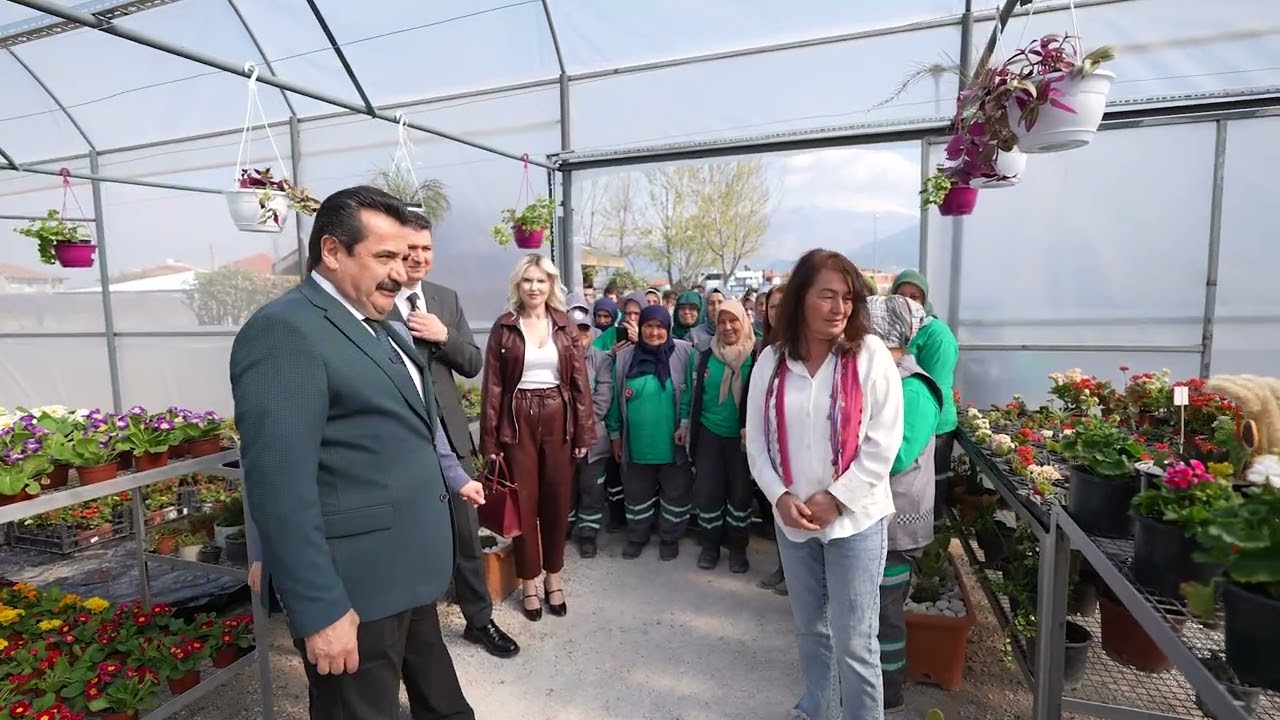 Pamukkale’de Kadın Eli Değen Modern Fidan Üretim Merkezi Açıldı!