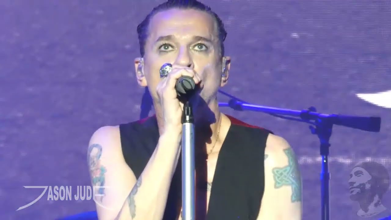 Depeche Mode - Useless [HD] LIVE San Antonio 5/27/18