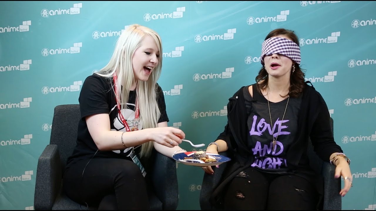 Cherami Leigh's Aussie Food Challenge at Madman Anime Festival!
