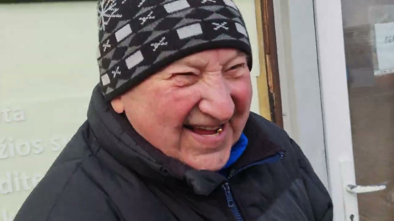 Рынак галубеи в Каунасе .gielda golebi  . Balandziu turgus Kaune. +37068472547.