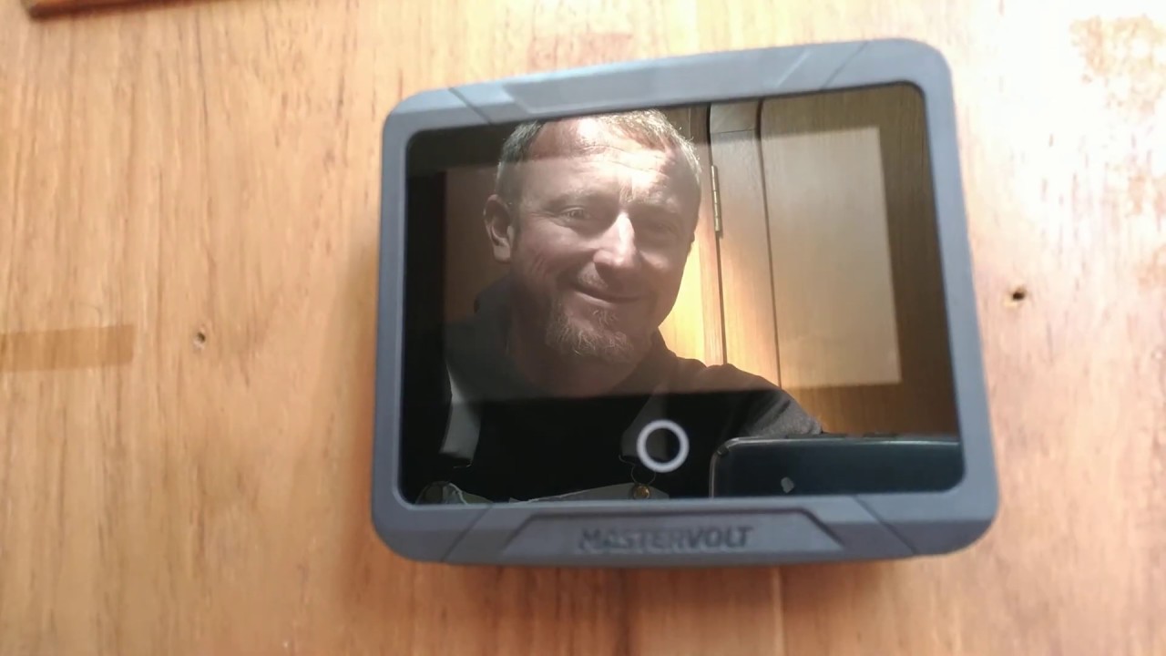 Walkthrough of a Mastervolt Easyview 5 Touchscreen Control Panel