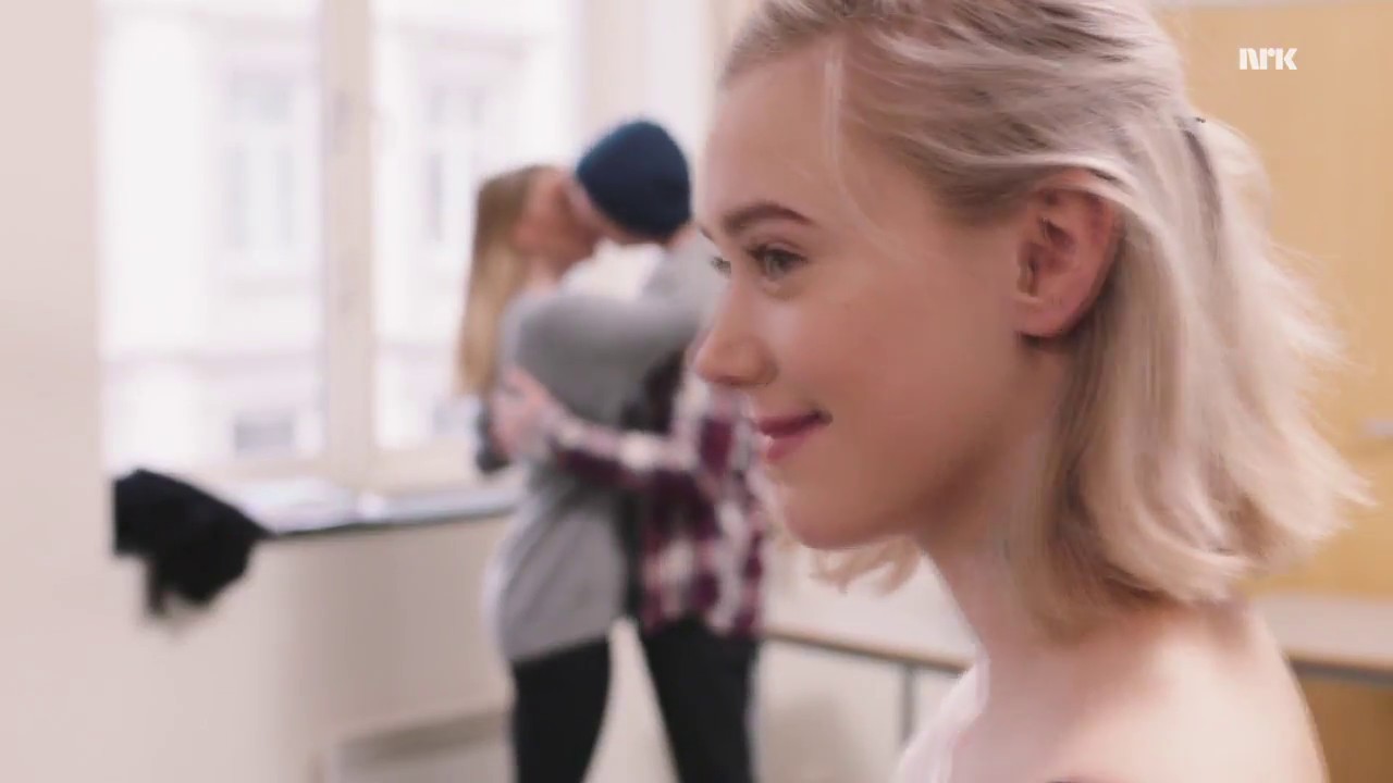 Noora x Eva- Curious