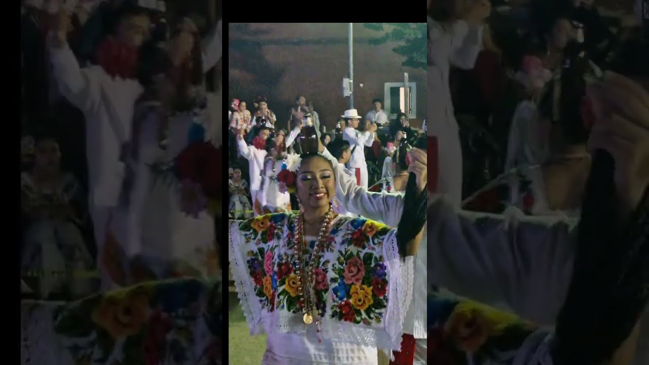 Entre Alpargatas y Ternos #vaqueria #jaranayucateca #soydelsur #chablekal #tradiciones 