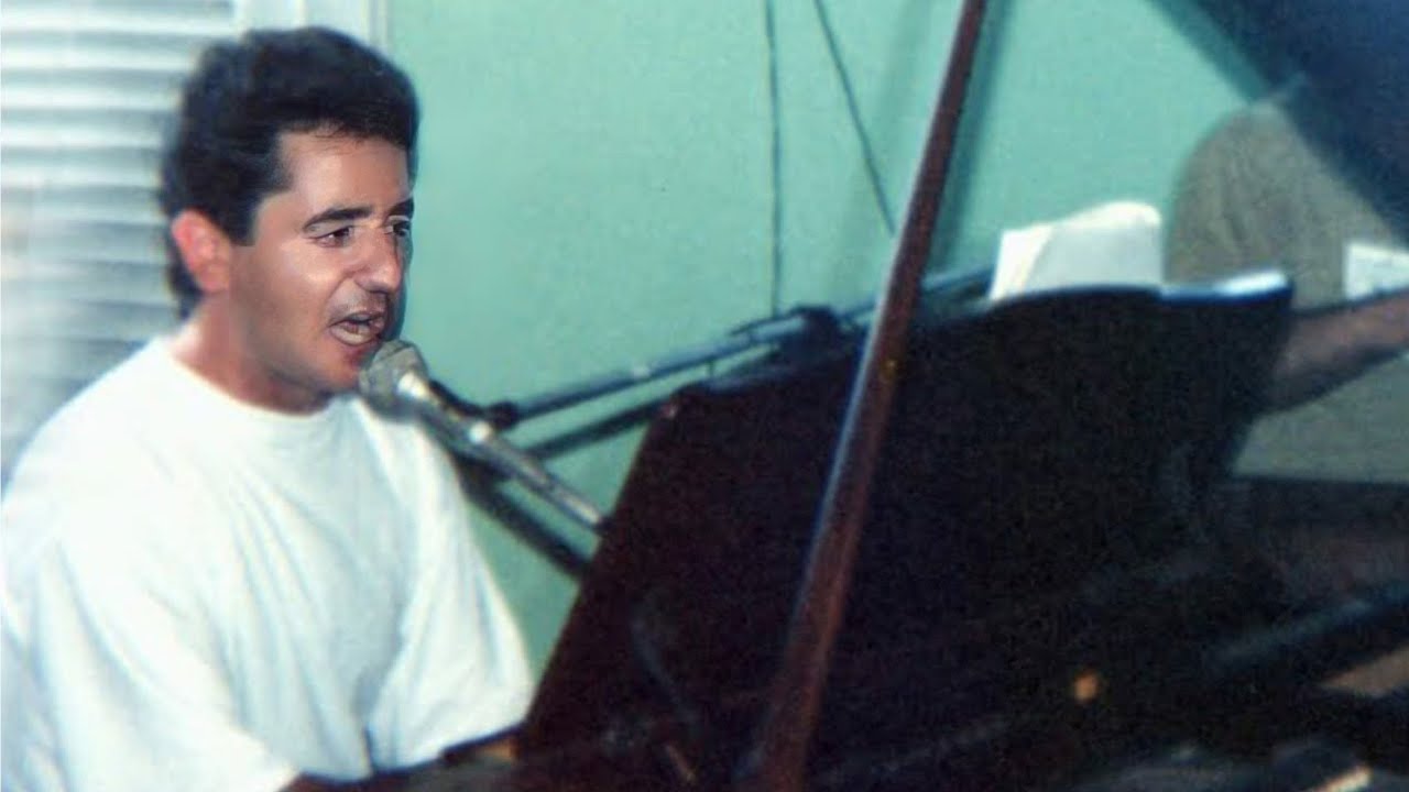 INÉDITO - FREI FABRETI AO VIVO, INTERPRETANDO AS PRÓPRIAS CANÇÕES (UMA RELÍQUIA!).