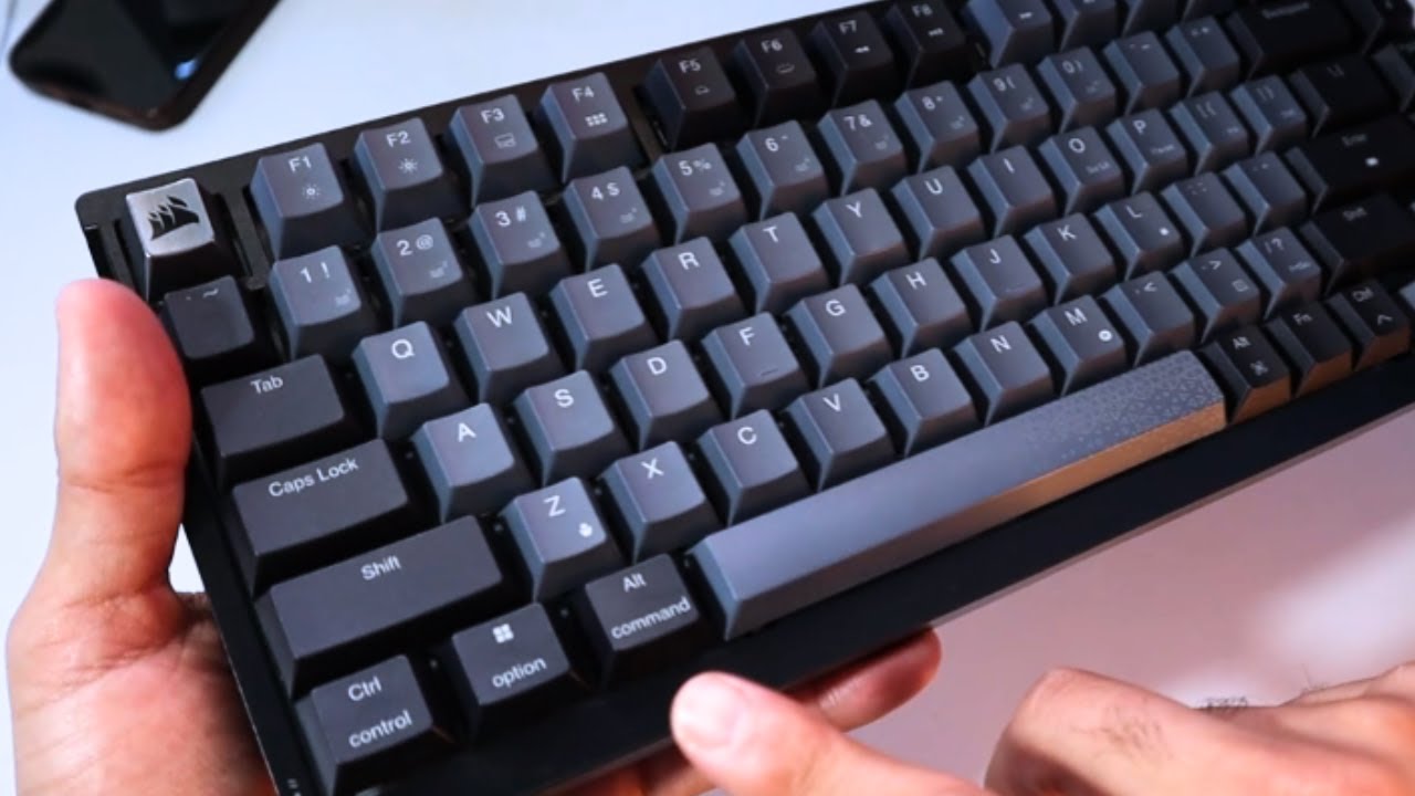 Why Is Everyone Buying This Gaming Keyboard?