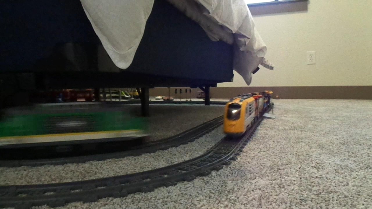 LEGO Guest Room Mountain Part 2 LEGO Trains 60197 & 60198