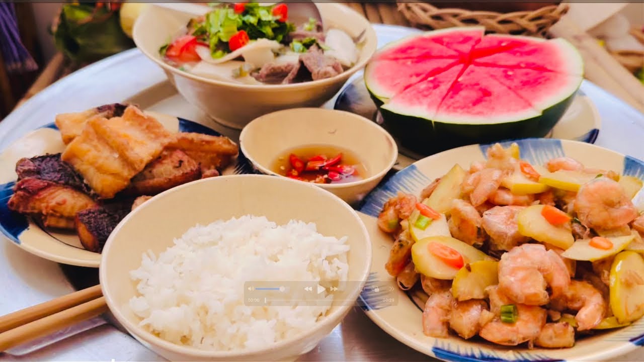 Măng chua nấu bò bắp, tép rang táo xanh 🍏 #canhchuamăng #téprangtáoxanh #gianbepmetoi