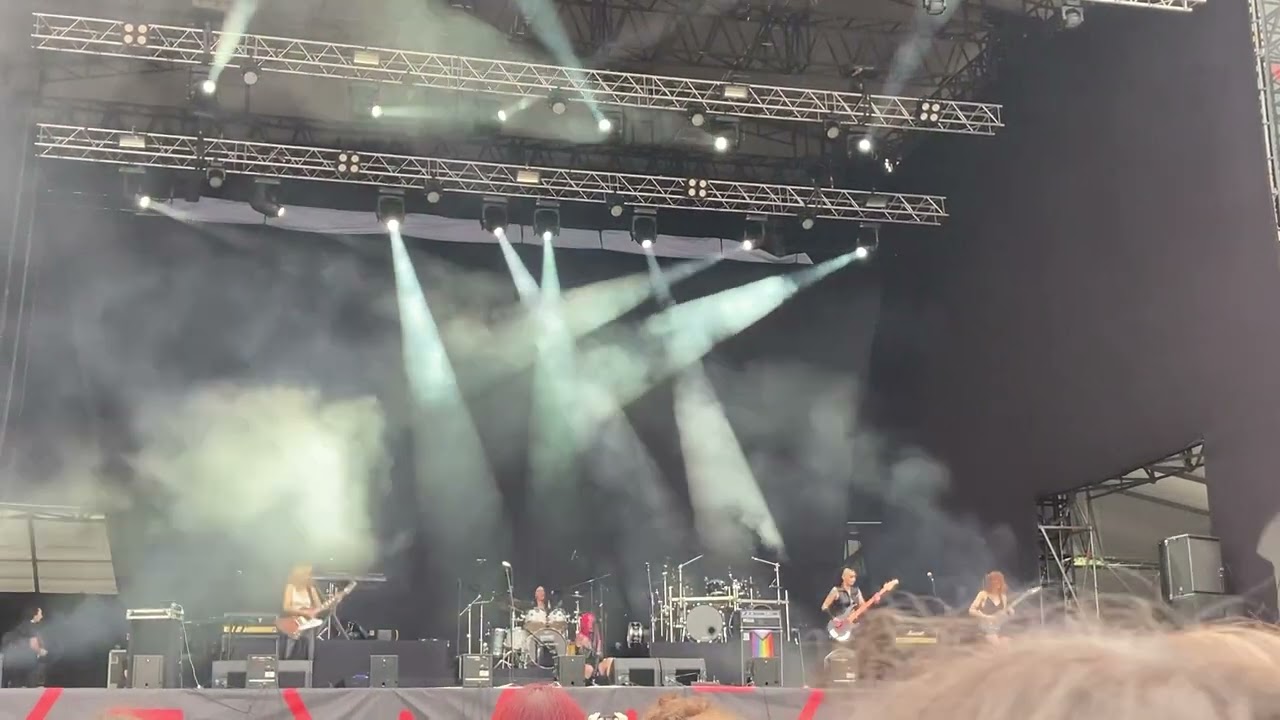 Metallica - Fuel (Marla Cover) [Live in Istanbul] 9/6/22