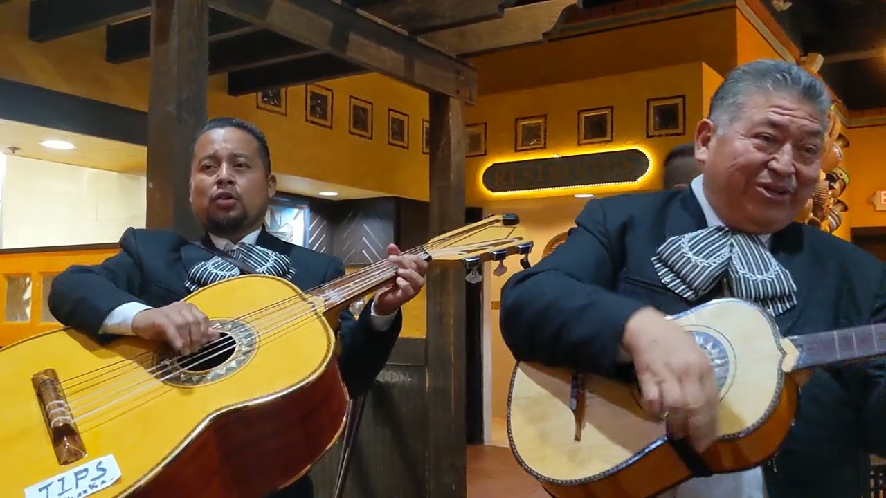 El Garabato - Mariachi Emperadores De Mexico: Galveston 2 (7-19-2023) @SalsasRestaurant