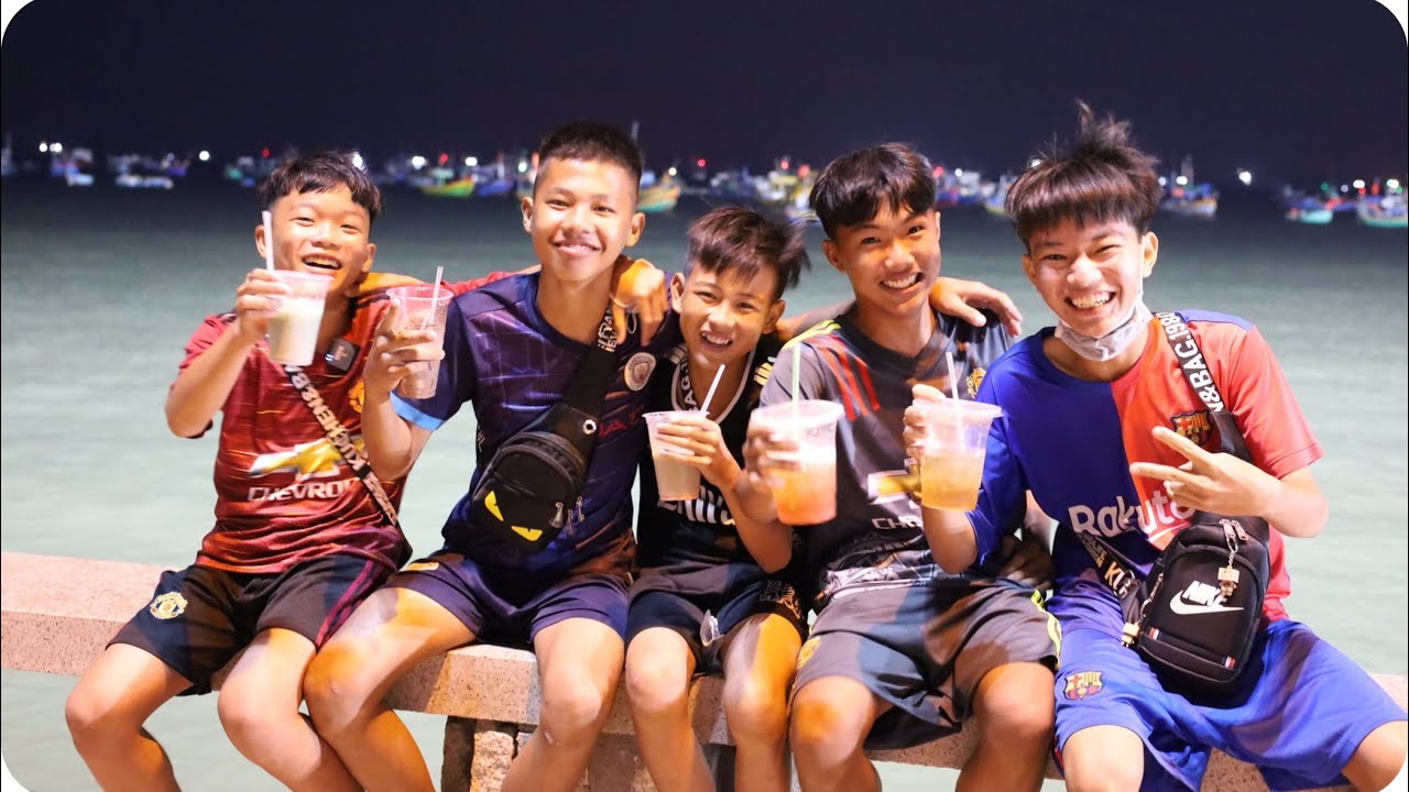 Anh Ba Phai Vlogs | Hậu Trường Ngày Thứ 2 Ở Vũng Tàu