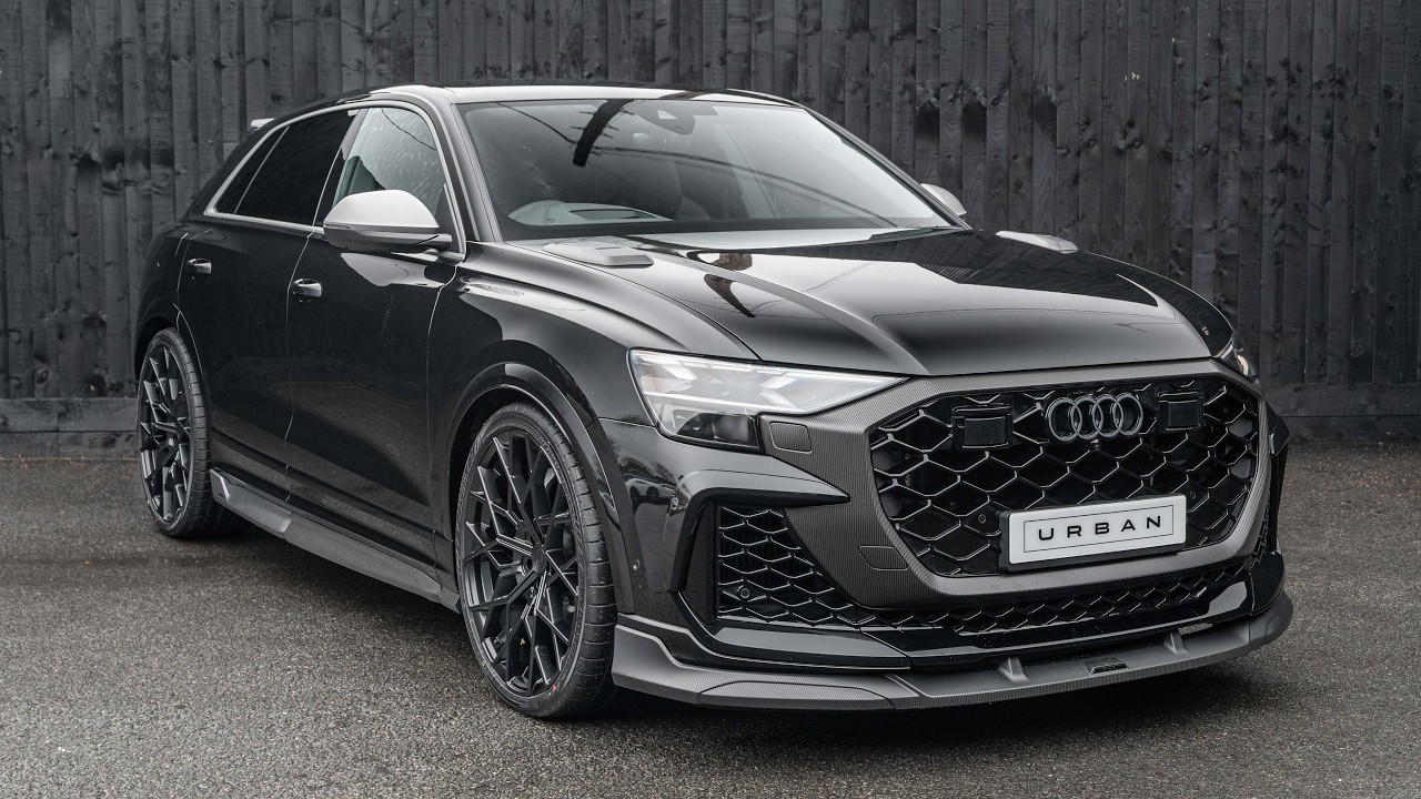 Urban Aero Kit Audi RSQ8 Mythos Black UC9 Wheels