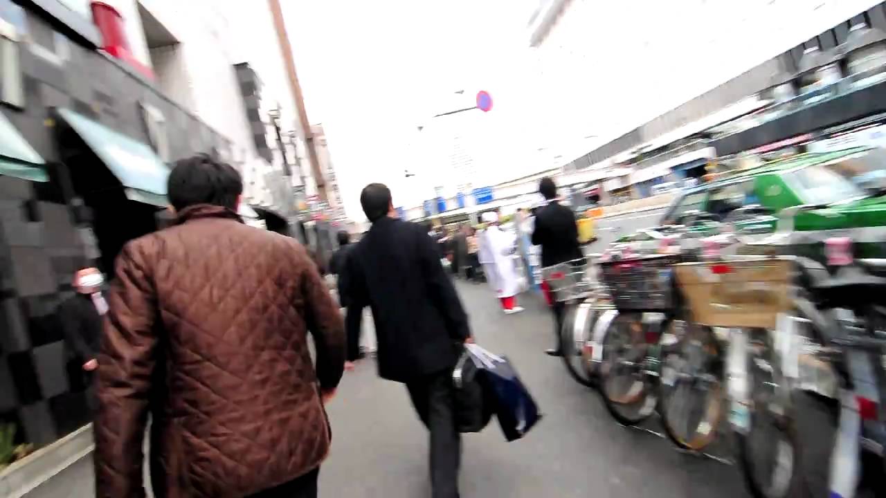 東北地震、地下鉄からみれば－March 11, 2011. Sendai earthquake as felt in Tokyo