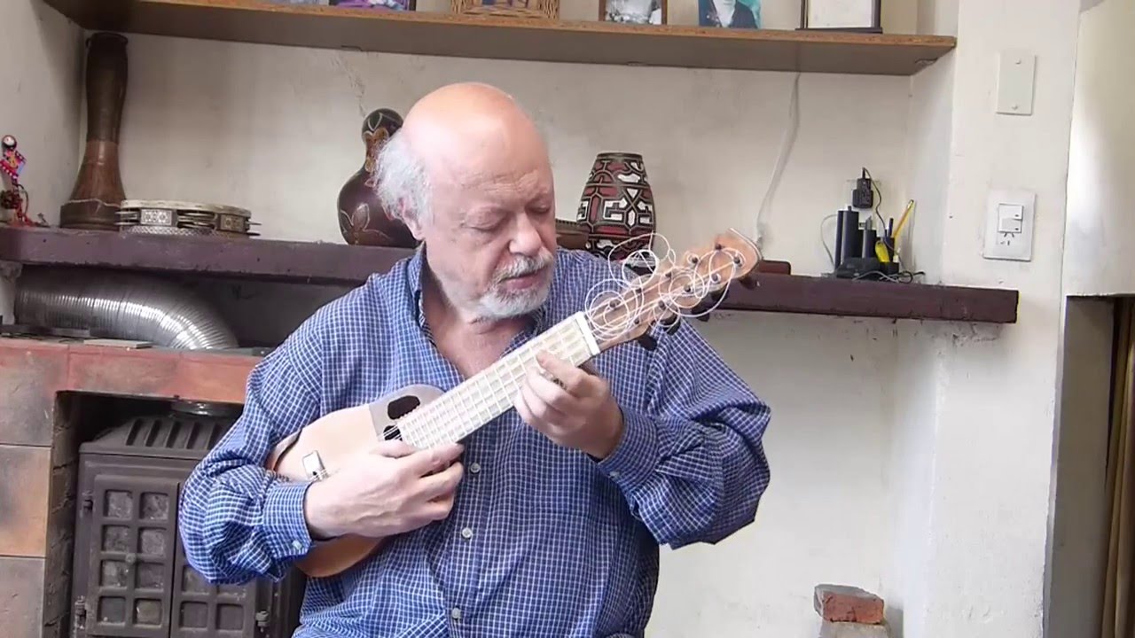 Carnavalito del duende - Eduardo Sohns (charango)
