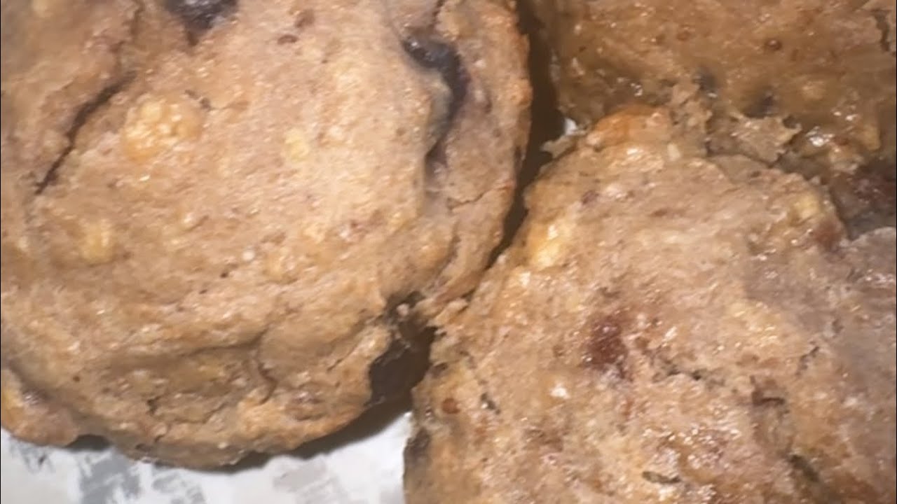 So GOOD!!#baking! #transformation nutrigrain bars into muffin scones!♥️ 🌱  #blackgirlsbaketoo #bake 