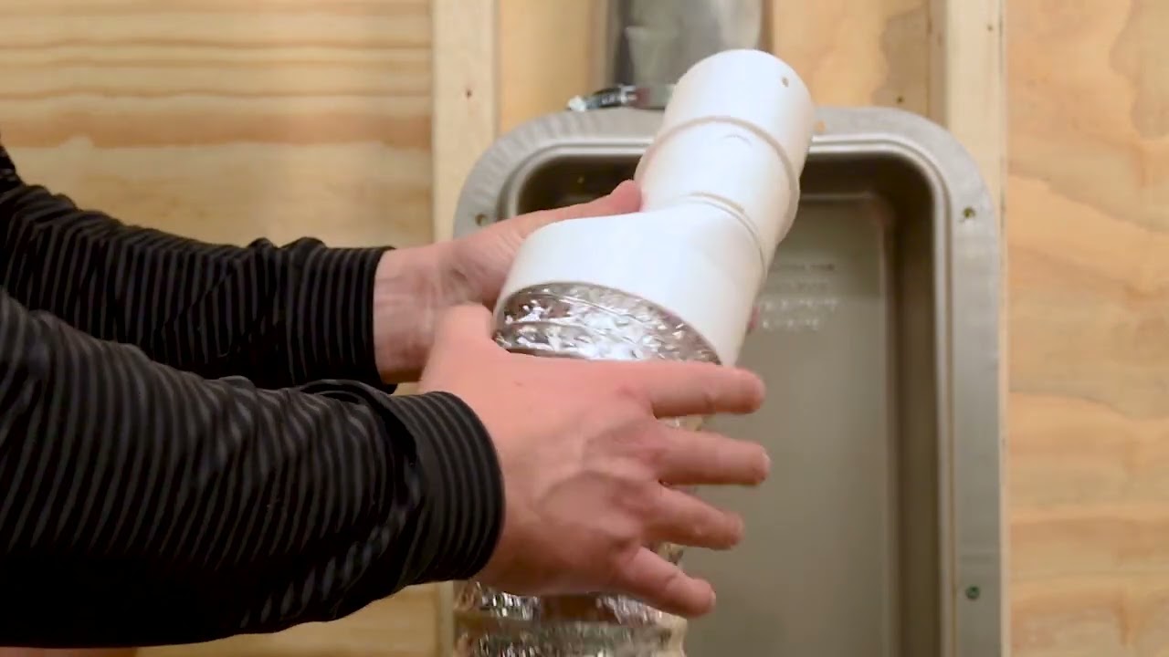 Round to Oval Duct Adapter - Installation: Dundas Jafine