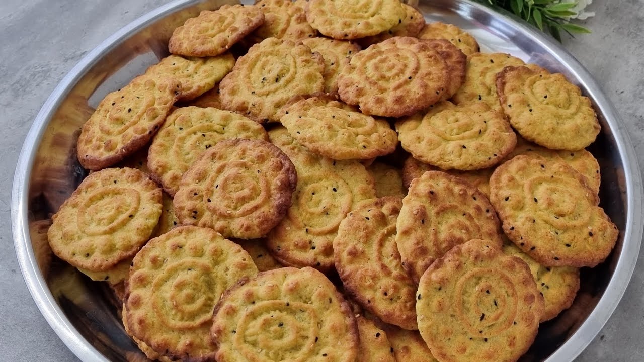 كعك العباس او كعك العيد طريقة طيبة كتير اقتصادية من دون زبدة بتمنى تجربوها