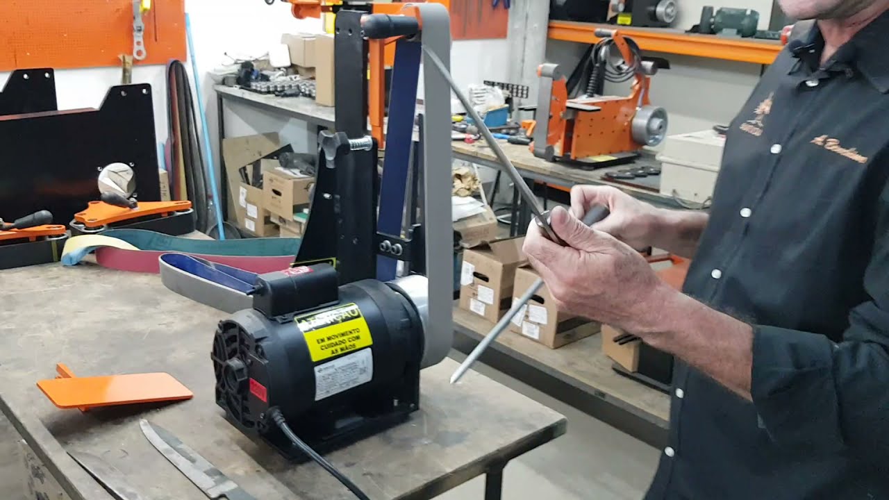 Afiação com a lixadeira compacta