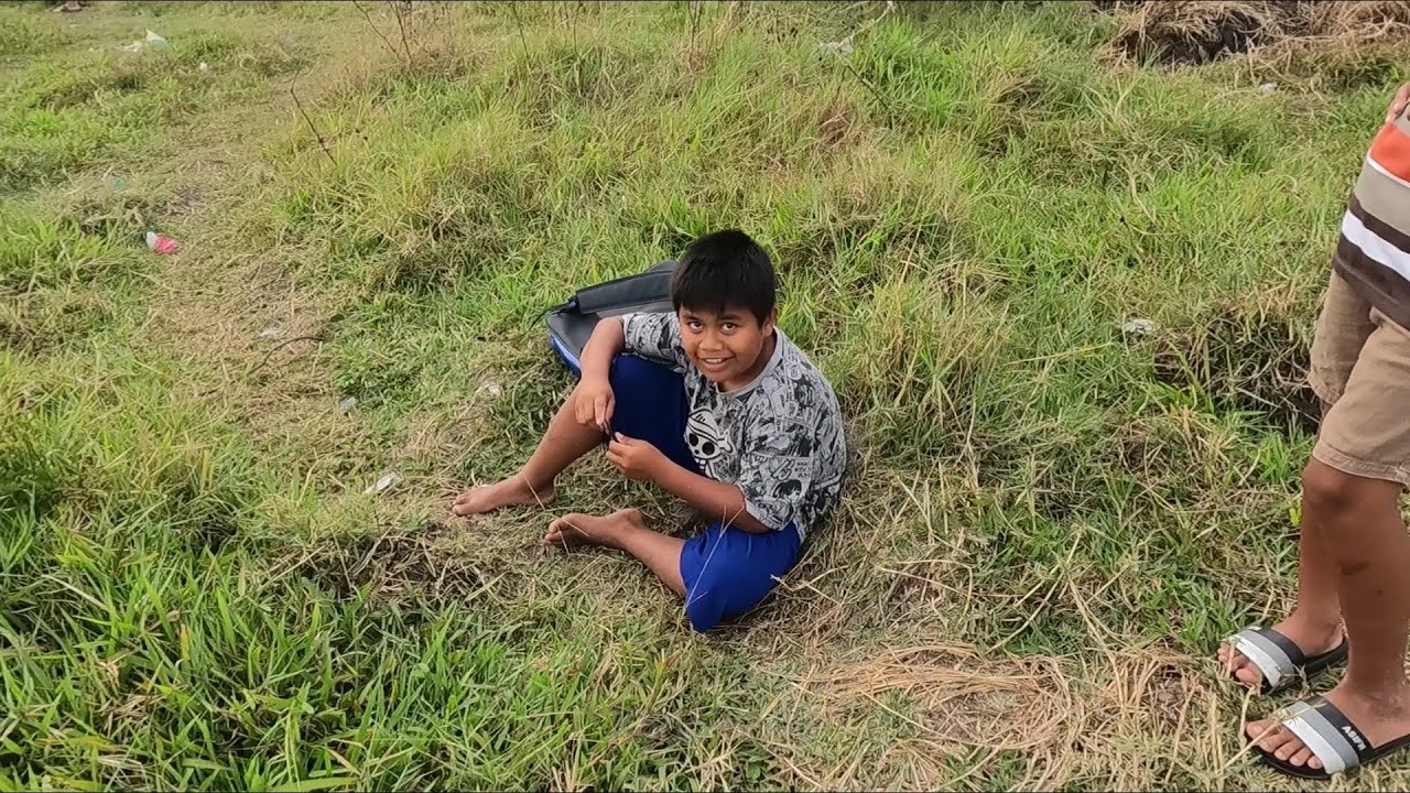 sambitan & hunting layang-layang