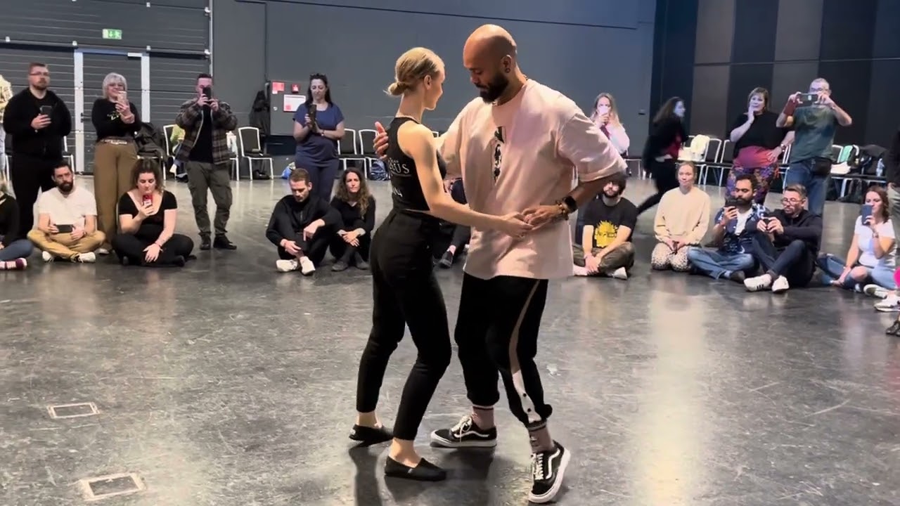 Albir & Ana dancing Kizomba Fusion @ Unified Festival Luxembourg (December 2023)