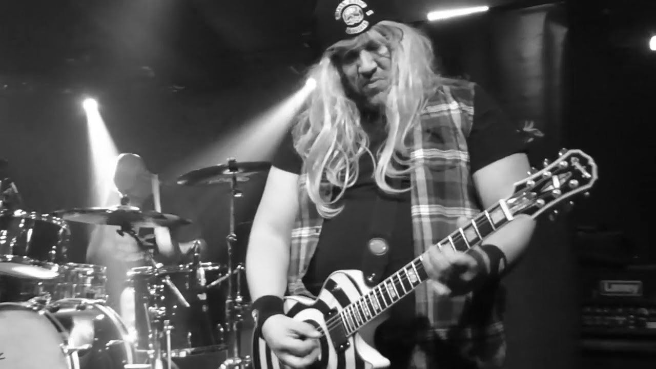 OZZYFIED - Mr. Crowley (Ozzy Osbourne Tribute) LIVE @ Burghof H&uuml;hnerstall Frankfurt 08.11.24