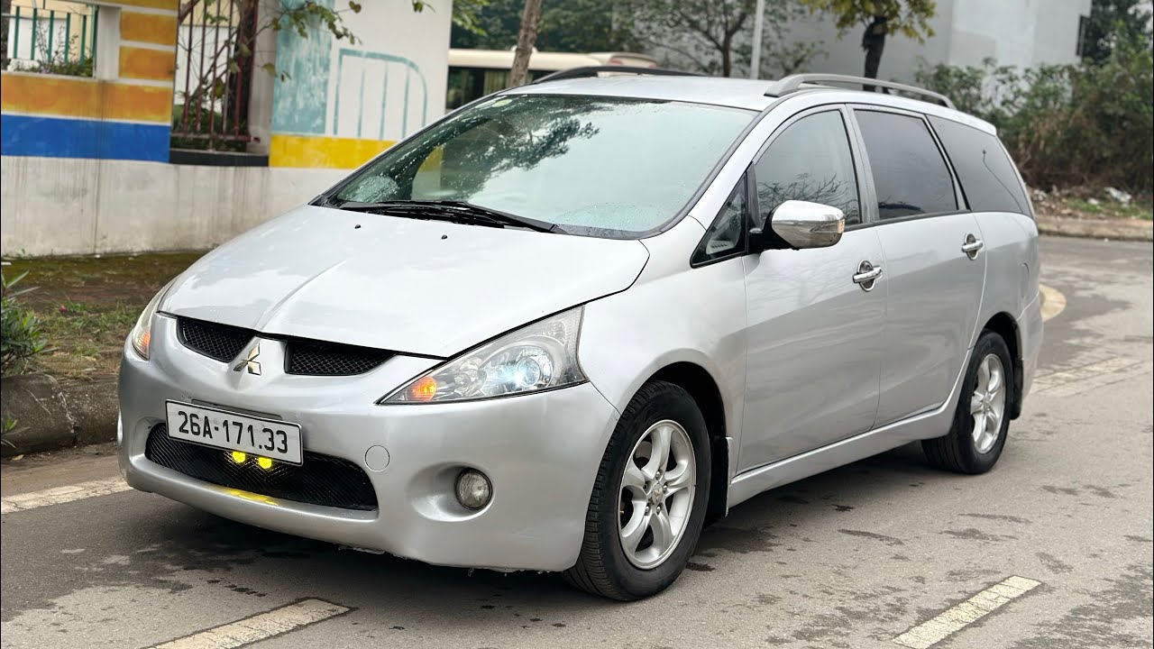 155tr MITSUBISHI GRANDIS 2005AT XE GĐ ĐẠI CHẤT ALO 0346871990