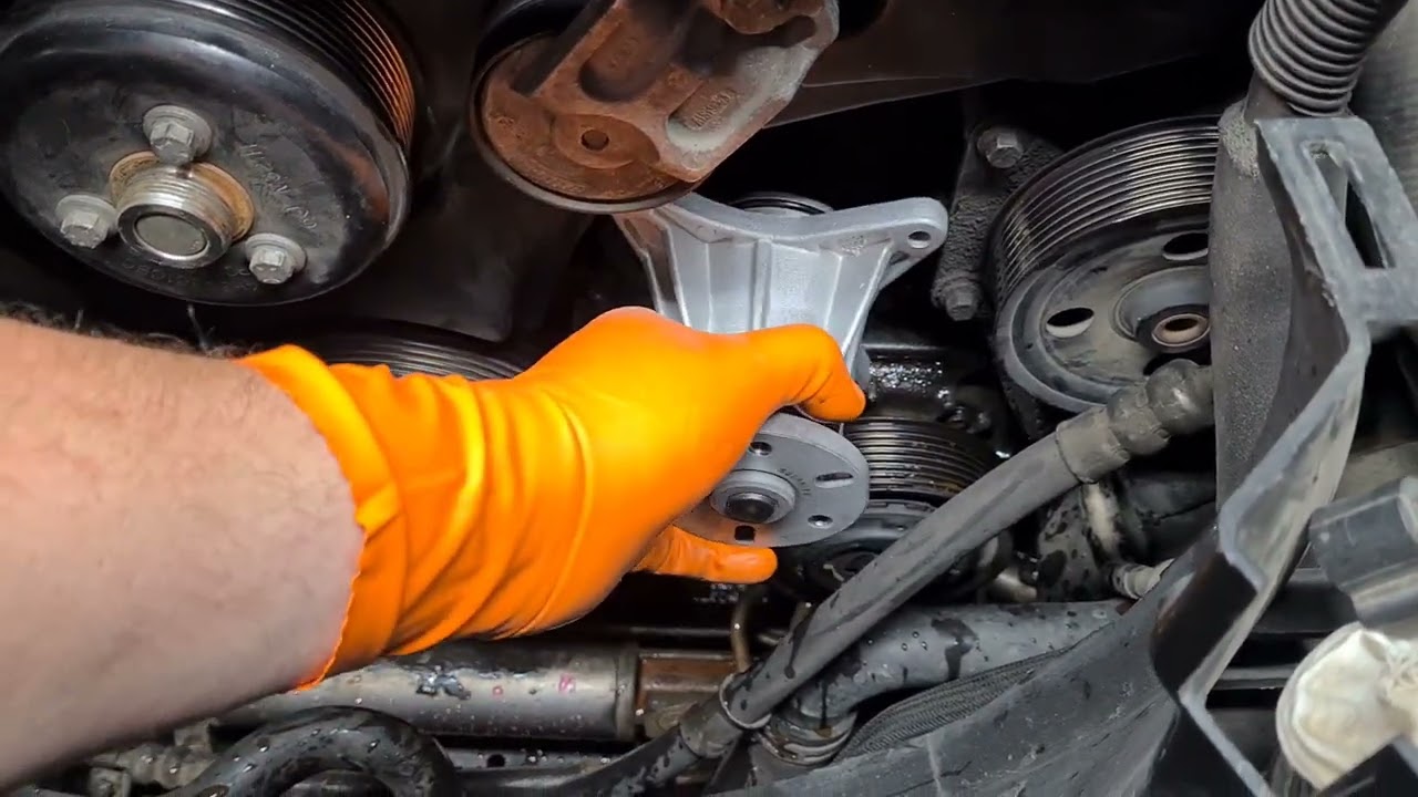 Cambio  bomba de agua  Range Rover Sport L320
