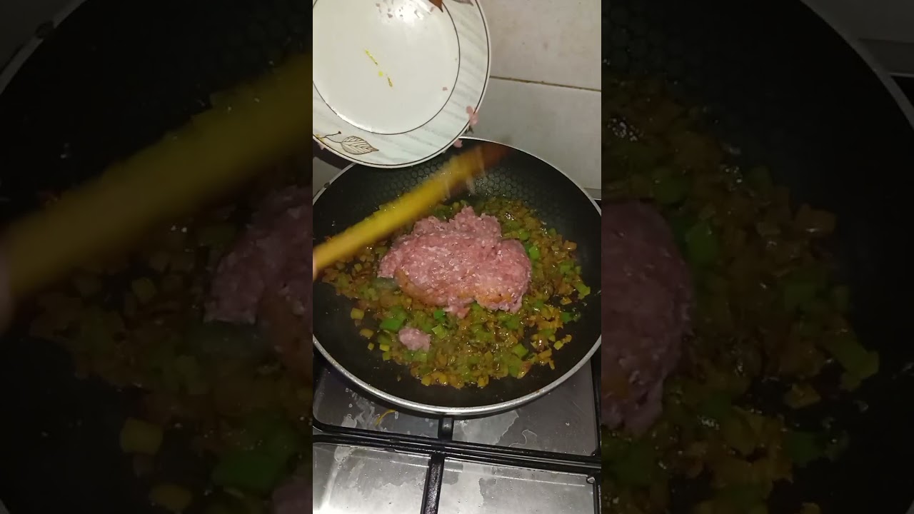 فطائر معمرين بالكفتة 😋🤩 مذاق وشكل يا سلام 👌👌 وجبة عشاء سريعة وسهلة التحضير 😋 #وجبةعشاء #شهيواترمضان