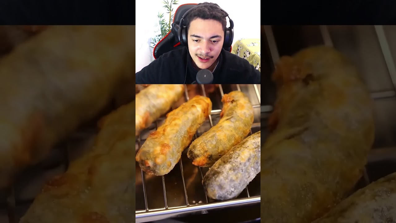 J&aacute; comeram picles empanado?! 🥒🥒 #react #comida