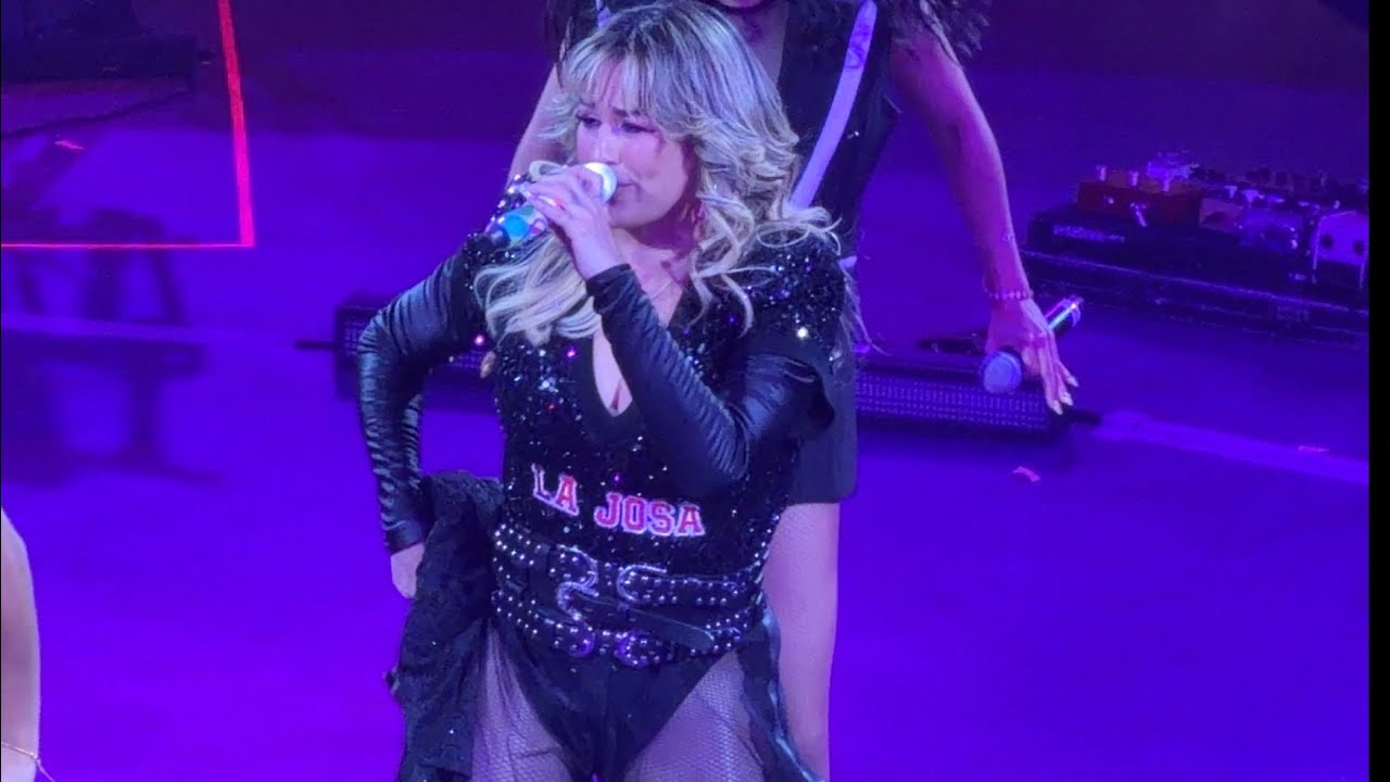 MARÍA JOSÉ en vivo “Un Nuevo Amor” en Monterrey en Domo Care 