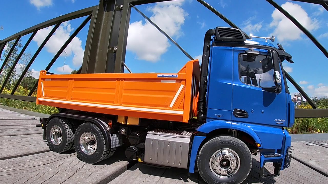 Tamiya Mercedes-Benz Arocs 3348 6x4 Tipper Truck Feature Demo