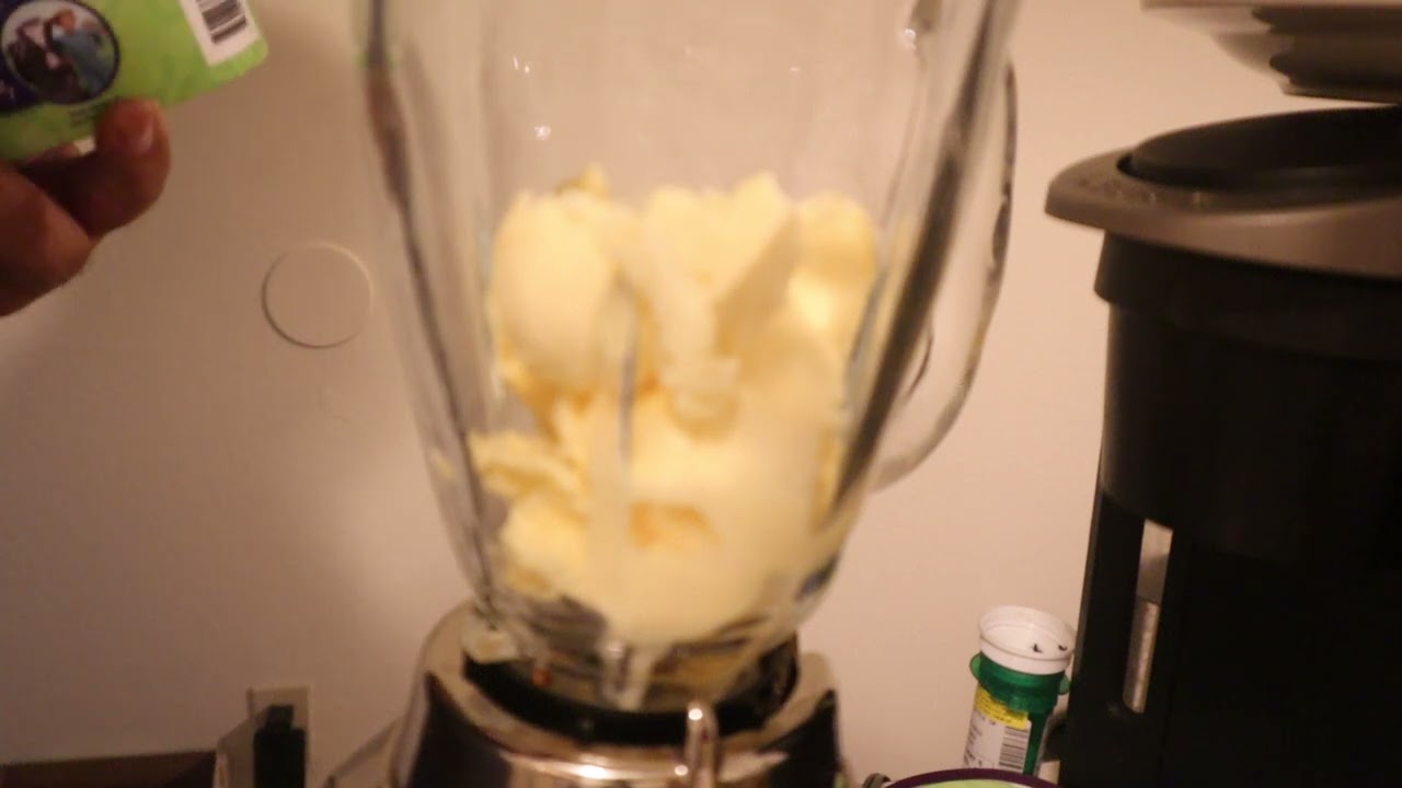 Diy ASMR Making A Banana Milkshake