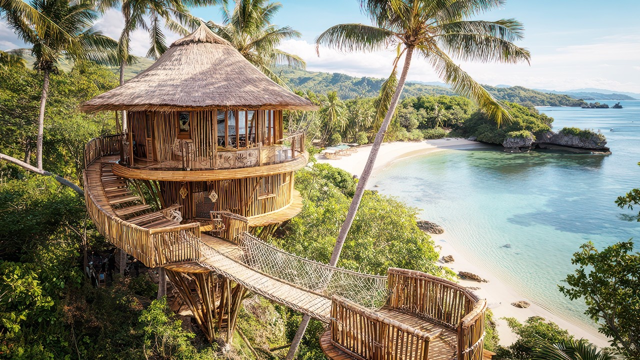 The Most Unique Beachside Houses in the World: From Caves to Treehouses!