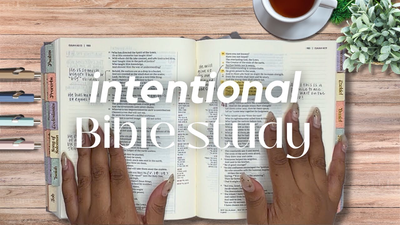6 easy ways I am being more intentional with my Bible study (and you can too!) | tools & tips