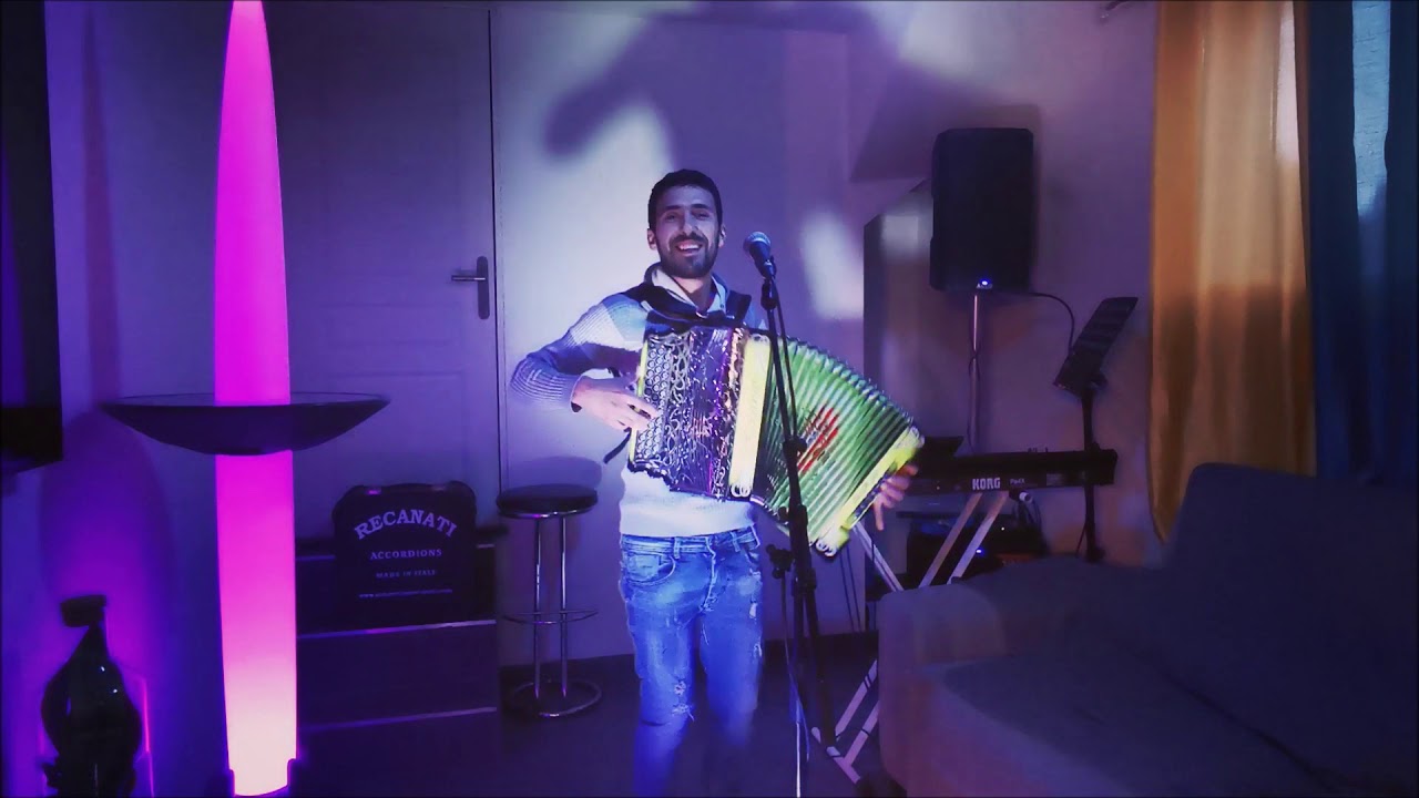 Eu nasci a ouvir o fado (André Luis)