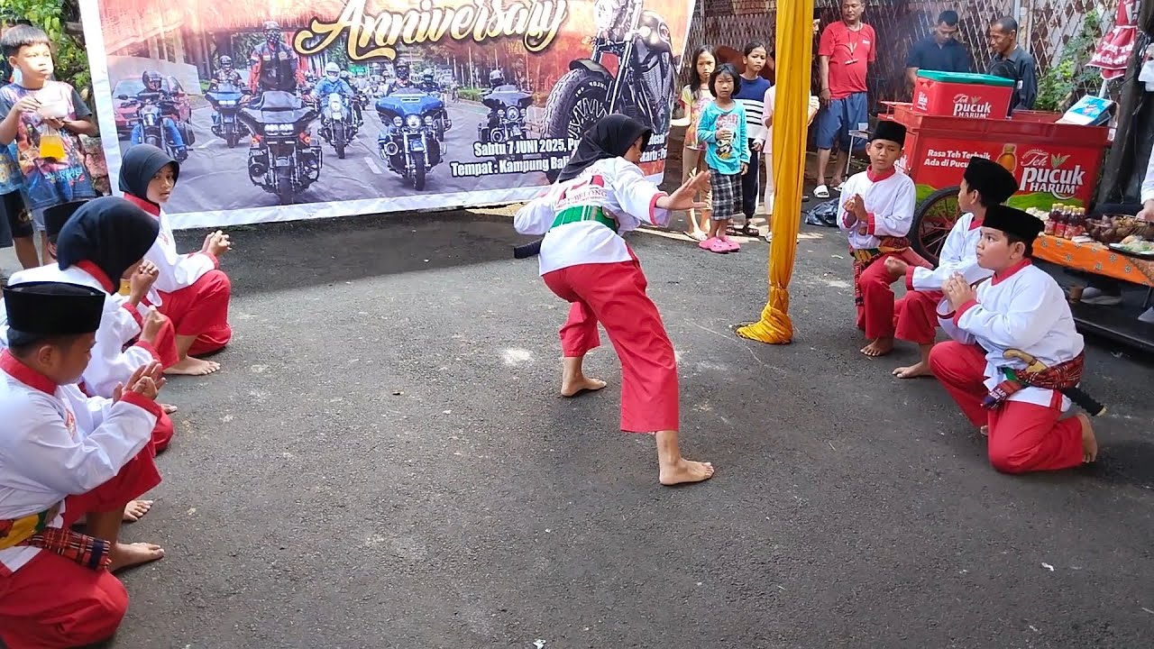 Atraksi Silat Sanggar Betawi Tunas Muda || HUT HDCI JAKARTA PUSAT 35 ANNIVERSARY
