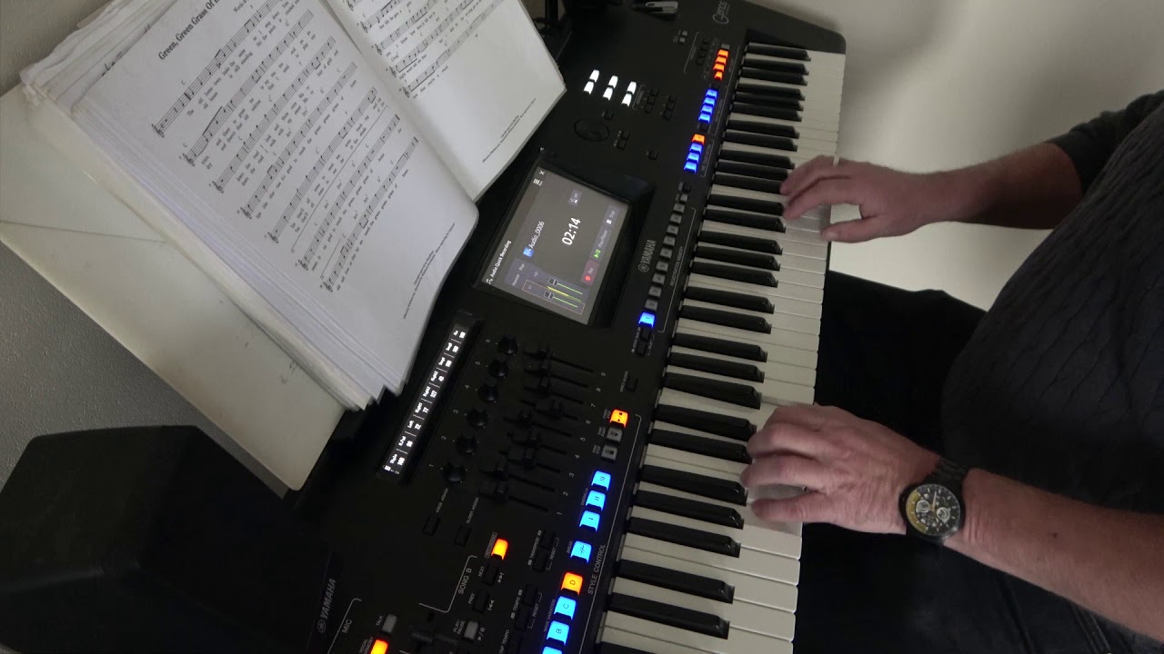Green green grass of home - Alfred and his Keyboard
